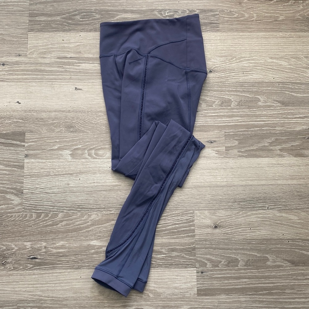 Lululemon leggings/2